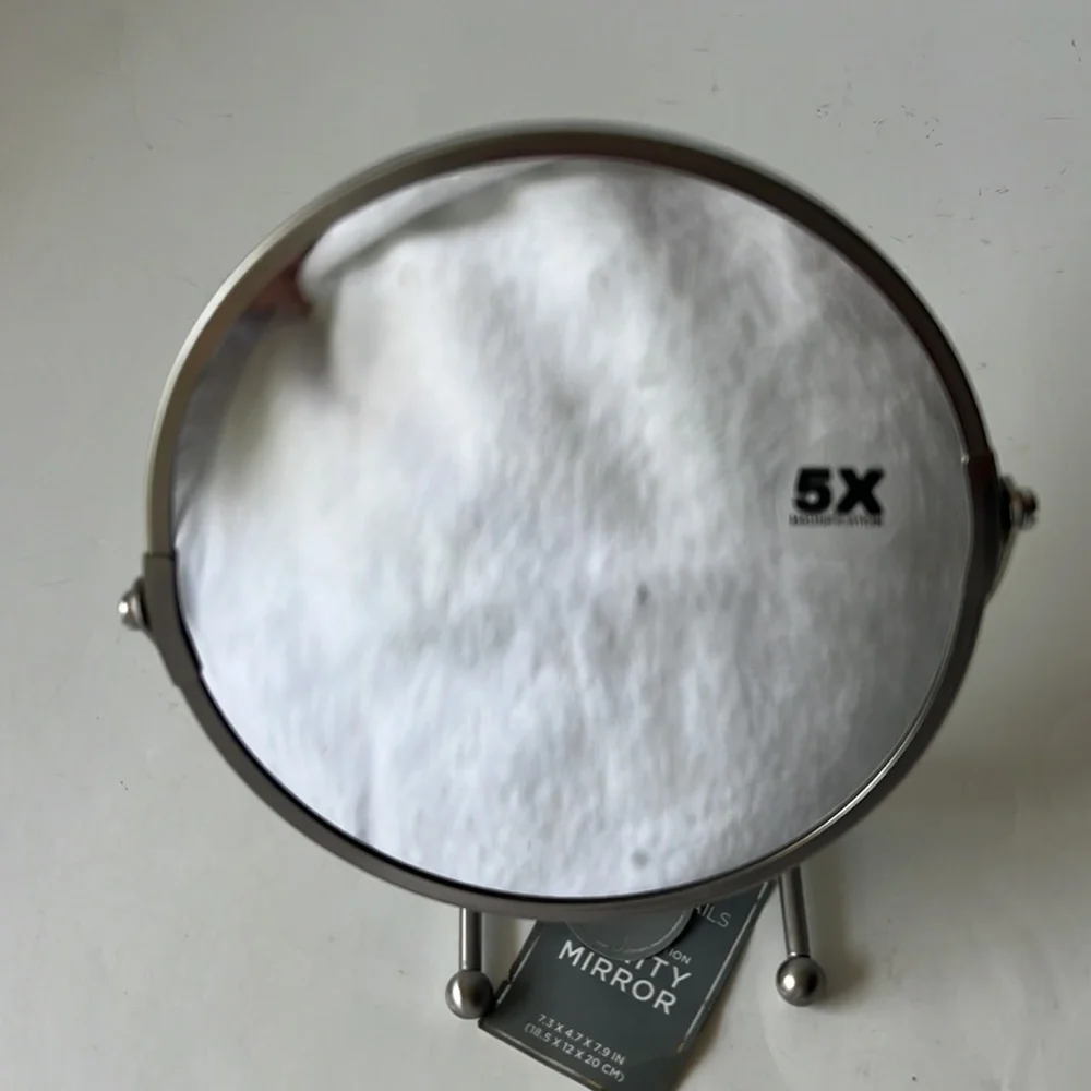 5X Magnification Vanity Mirror 7.3 x 4.7 x 7.9 in new